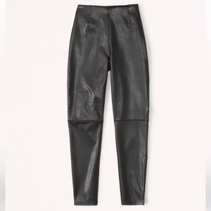 • NWT Abercrombie & Fitch Classic Vegan Leather Legging
